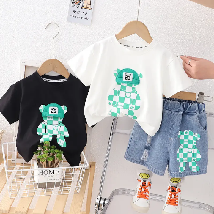 أطقم فنيلة و شورت