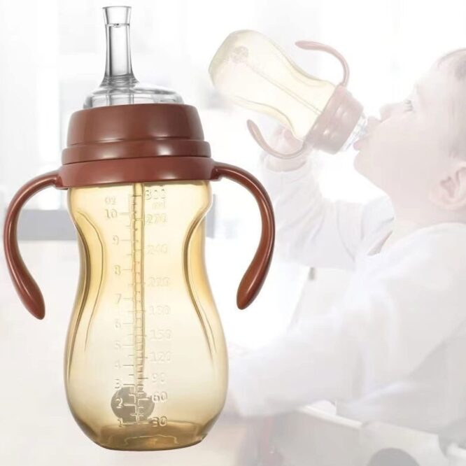 ⁦زجاجة رضاعة من السيليكون ضد الكسر مع مقابض سعة 240 مل⁩ - الصورة ⁦4⁩