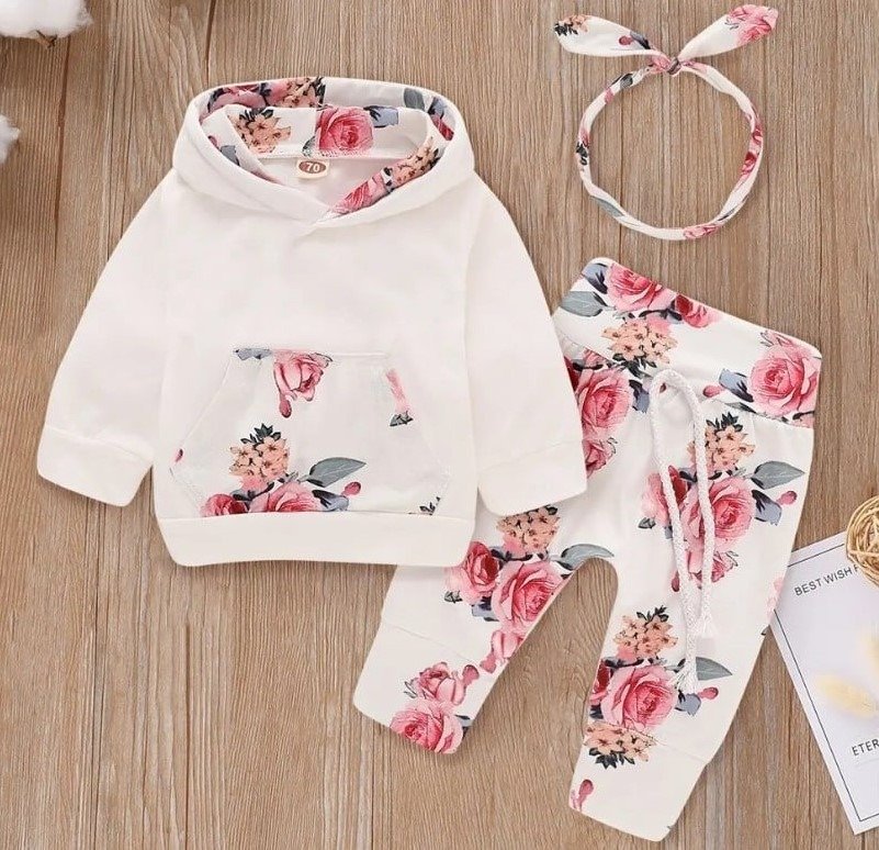 طقم بناتي جميل مكون من 3 - الصورة 2