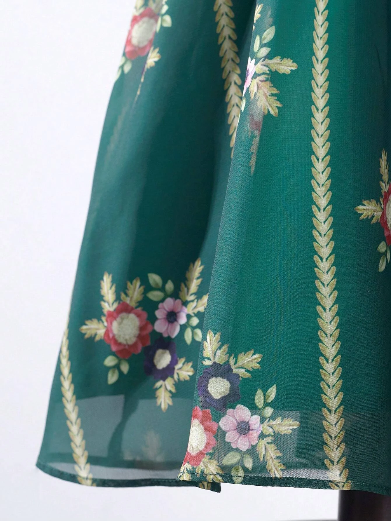 فستان بناتي راقي اكمام منتفخة بطباعة الأزهار - الصورة 6