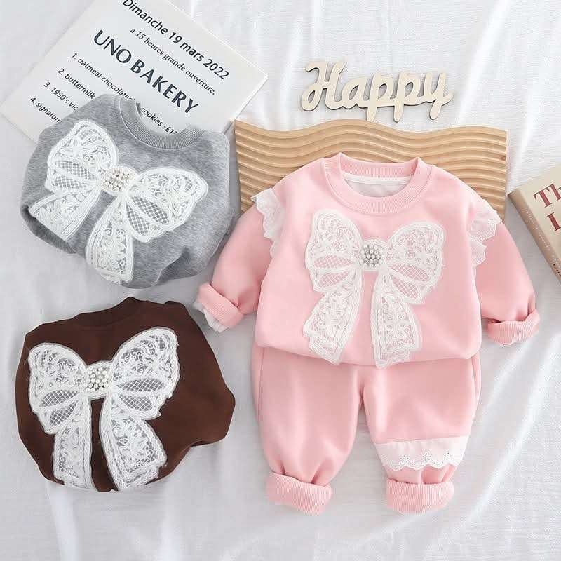 طقم بناتي راقي مكون من بلوزة وسروال بنمط فراشة