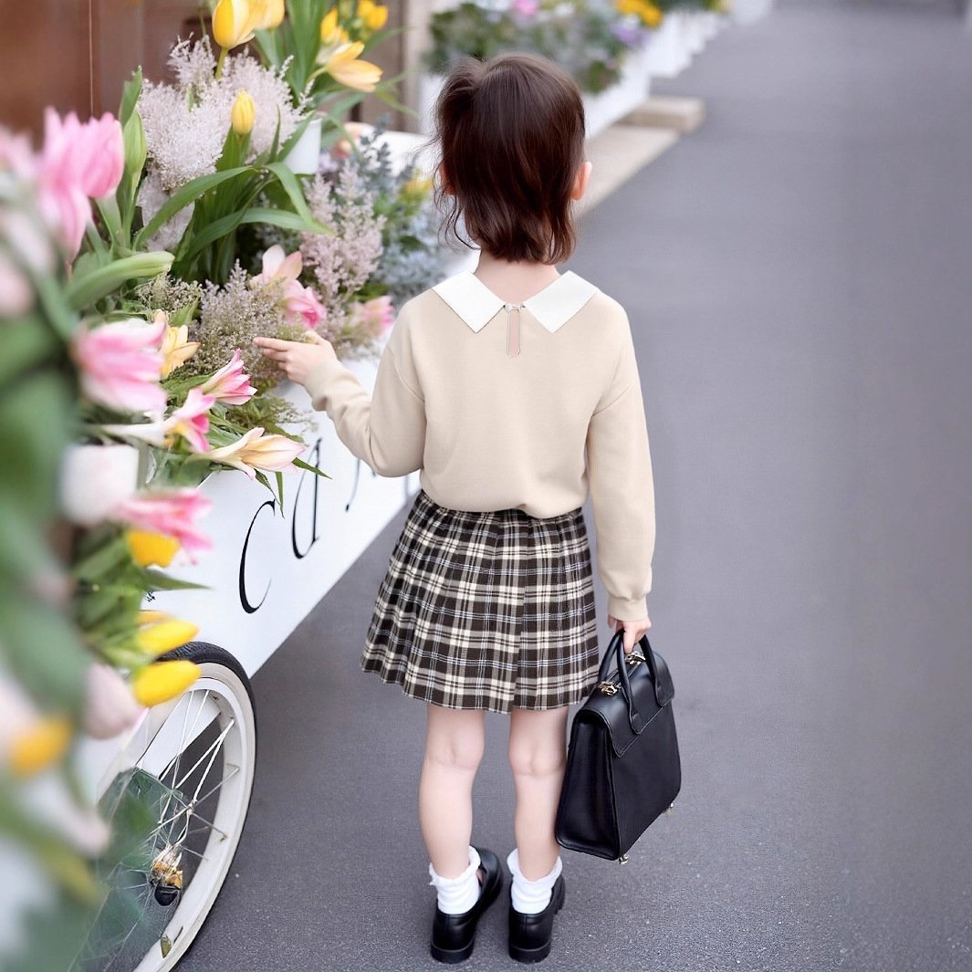 طقم بناتي يتكون من قطعتين بلوفر بأكمام طويلة وتنورة - الصورة 3