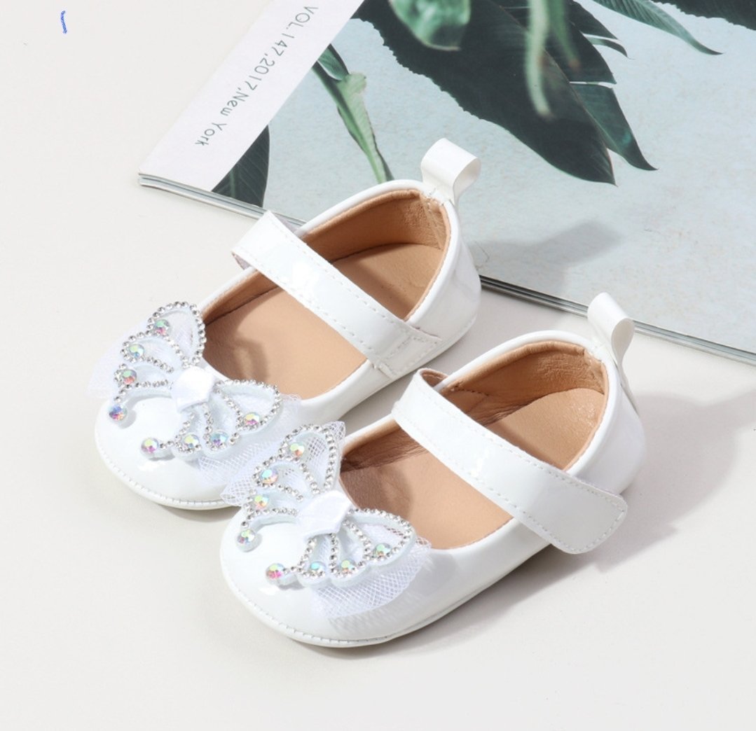 حذاء بناتي بشكل لطيف - الصورة 6