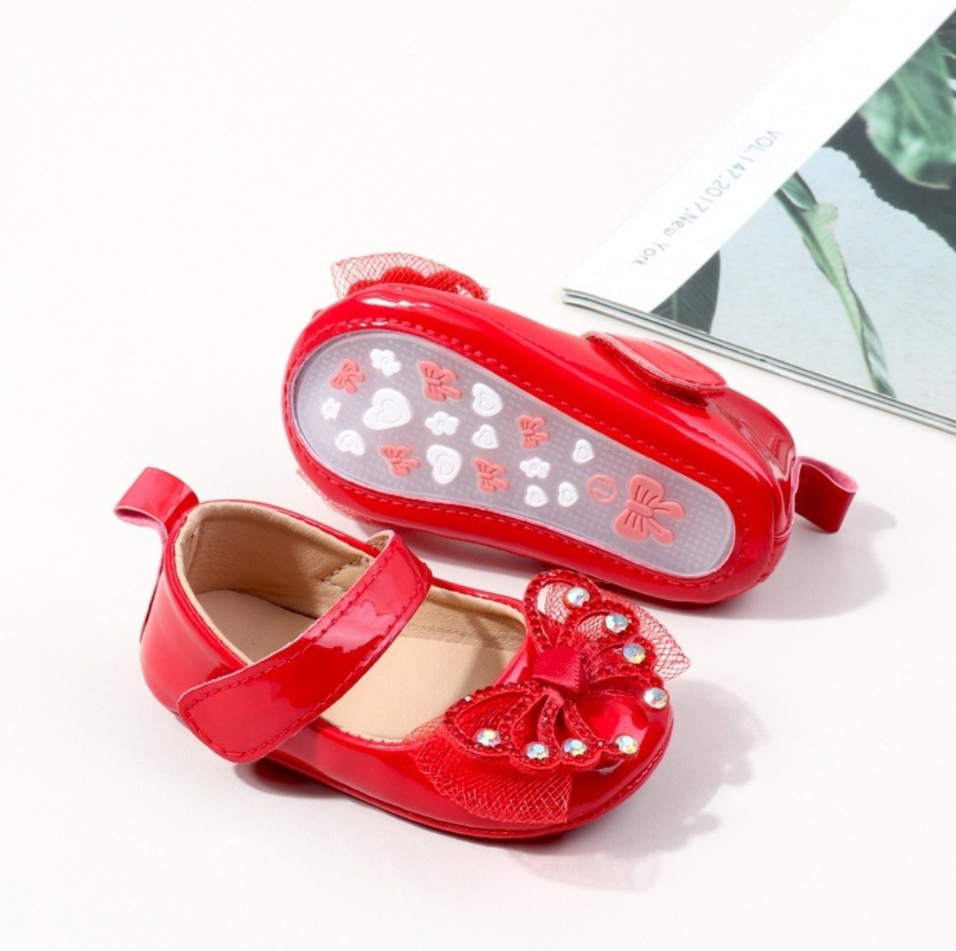 حذاء بناتي بشكل لطيف - الصورة 7