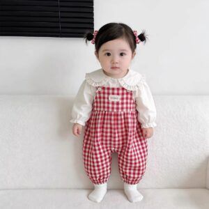 طقم بناتي مكون من شميز بأكمام طويلة وشيال بتصميم راقي
